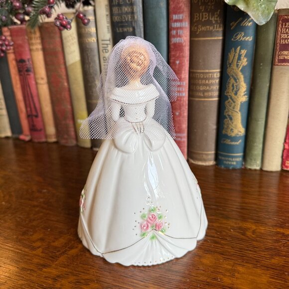Vintage Josef Originals Applause Bride with Veil Figurine, #38660, 6.75” Tall - Picture 9 of 14